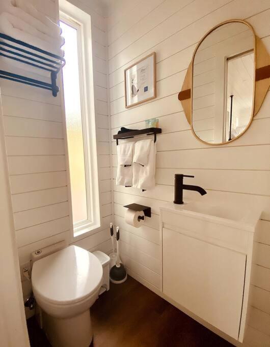 Entirely Private Tiny Home - 1 Mile To Uf غينزفيل، فلوريدا المظهر الخارجي الصورة