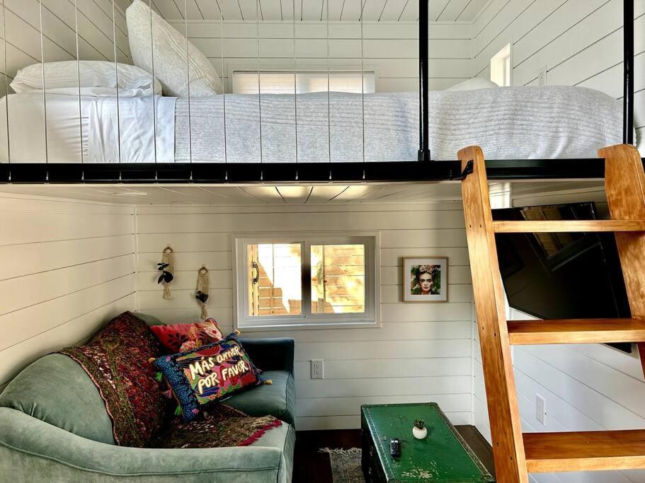 Entirely Private Tiny Home - 1 Mile To Uf غينزفيل، فلوريدا المظهر الخارجي الصورة